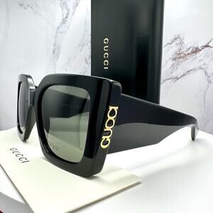 New GUCCI Sunglasses Black Gold Logo Square Oversized 51mm Grey Lens Womens